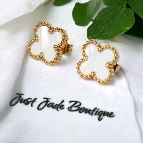 Jewelry - MOTHER OF PEARL LOOK Clover Design Stud Earrings 14K Gold Over Stainless